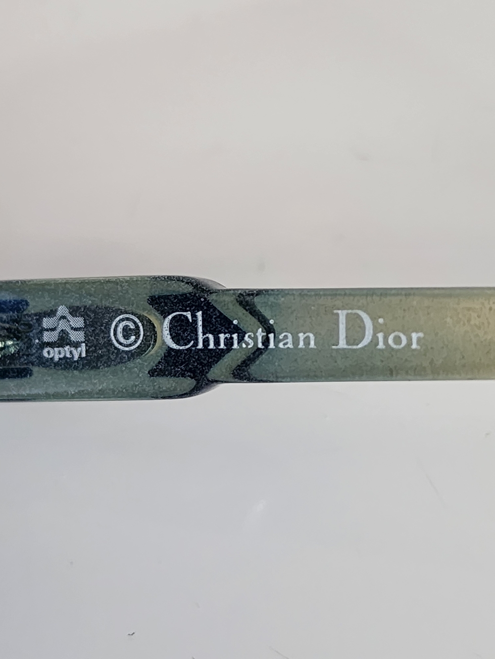 CHRISTIAN DIOR Vintage Oversized Gradient Blue Lenses Translucent Gold Frame - Picture 8 of 9
